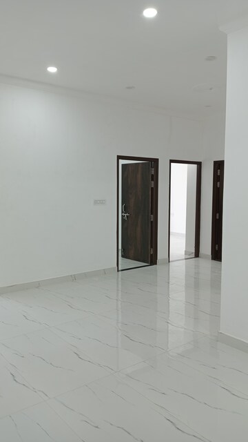 Room in 2 BHK Apartment at Kiara Residency, Sushant Golf City – for Sale