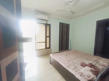 Bedroom in 5 BHK Builder Floor at Green Fields Colony – for Sale