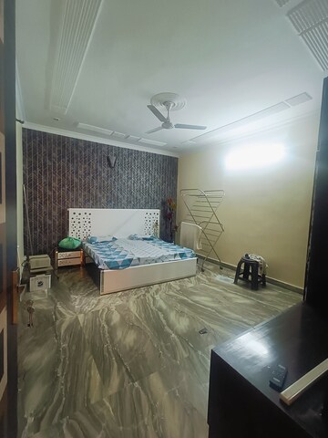 Bedroom in 5 BHK Builder Floor at Green Fields Colony – for Sale