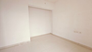 Room in 1 BHK Apartment at Rosa Gardenia, Ghodbunder Road – for Sale
