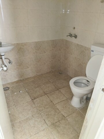 Bathroom in 2 BHK Apartment at Signature Global Signum 93, Sector 93 – for Sale
