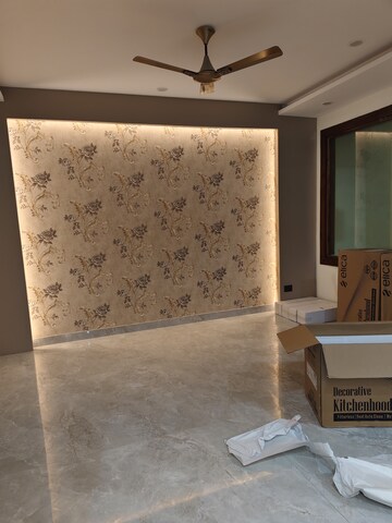 Living Room in 4 BHK Builder Floor at Sector 31 – for Sale