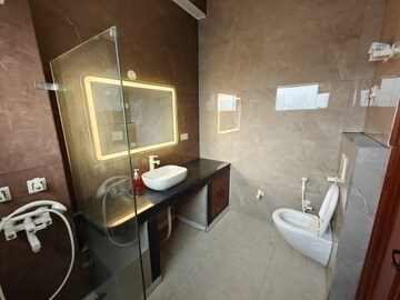 Bathroom in 6+ BHK Villa at Sector 27 – for Sale