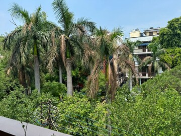 3 BHK Builder Floor – Garden View at Lajpat Nagar ii - for Sale