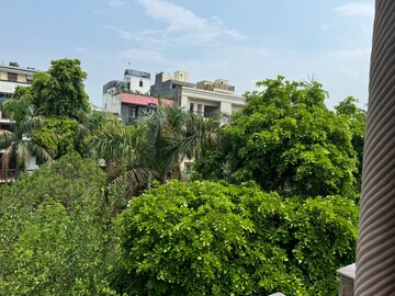 3 BHK Builder Floor – Garden View at Lajpat Nagar ii - for Sale