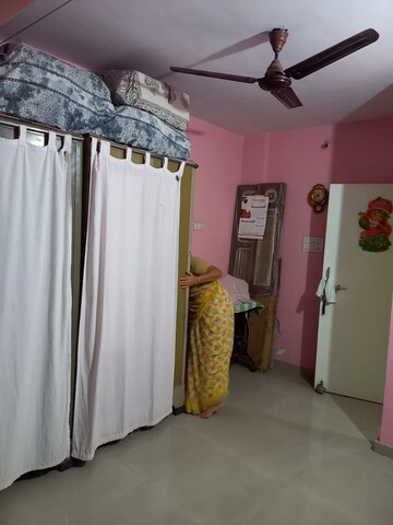 Bedroom in 1 BHK Apartment at Kandivali West – for Sale