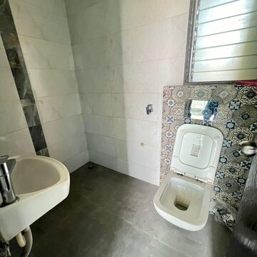 Bathroom in 2 BHK Apartment at Mayur Park Complex, Sector 36 – for Sale