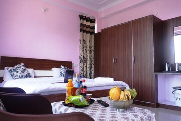 Room in 4 BHK Penthouse at Thoeg – for Sale