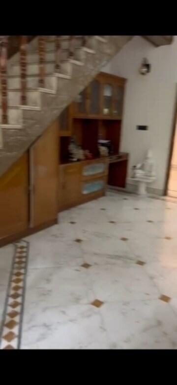 Room in 6+ BHK Villa at Sector 46 – for Sale