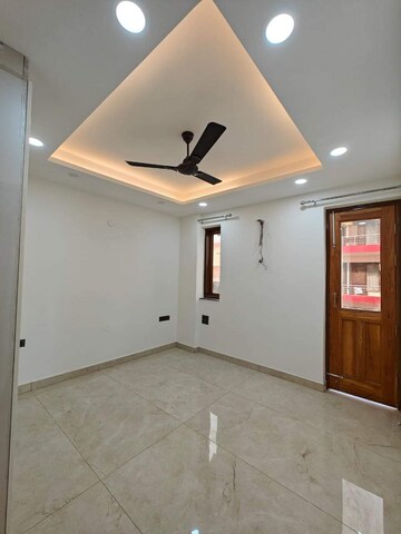 Room in 3 BHK Builder Floor at Chattarpur – for Sale