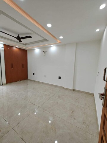 Room in 3 BHK Builder Floor at Chattarpur – for Sale