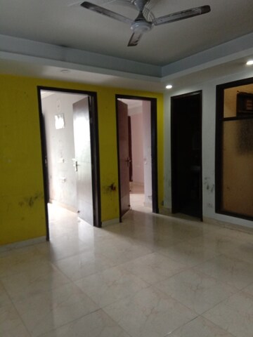 Building Lobby in 2 BHK Builder Floor at Palm Residency Chhatarpur, Chattarpur – for Sale