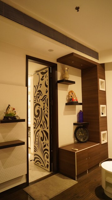 Living Room in 5 BHK Builder Floor at Sector 10 – for Sale