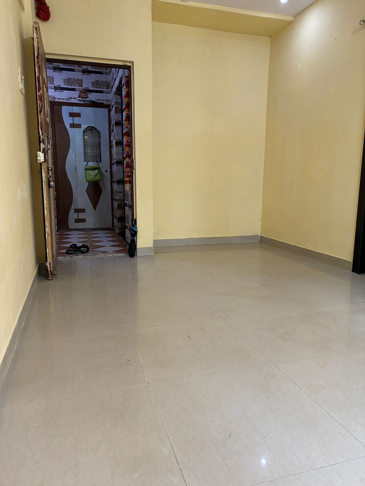 Living Room, sai-charan-residency 2 Bedroom 1050 Sq.Ft. Apartment In Mira Road Thane 7388031