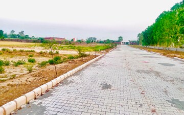 Plot For Sale in Lalru