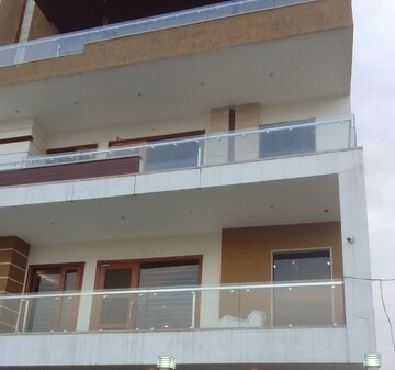 3 BHK Builder Floor For Sale in Sector 85