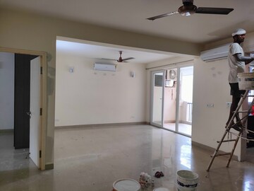 Bathroom in 4 BHK Apartment at Emaar Emerald Floors Premier, Sector 65 – for Sale