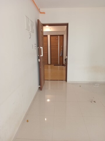 Room in 1 BHK Apartment at Chandak Nishchay, Borivali East – for Sale