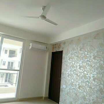 Room in 3 BHK Apartment at Maya Green Lotus Saksham, International Airport Road – for Sale