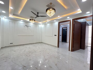 Room in 3 BHK Builder Floor at Chattarpur – for Sale