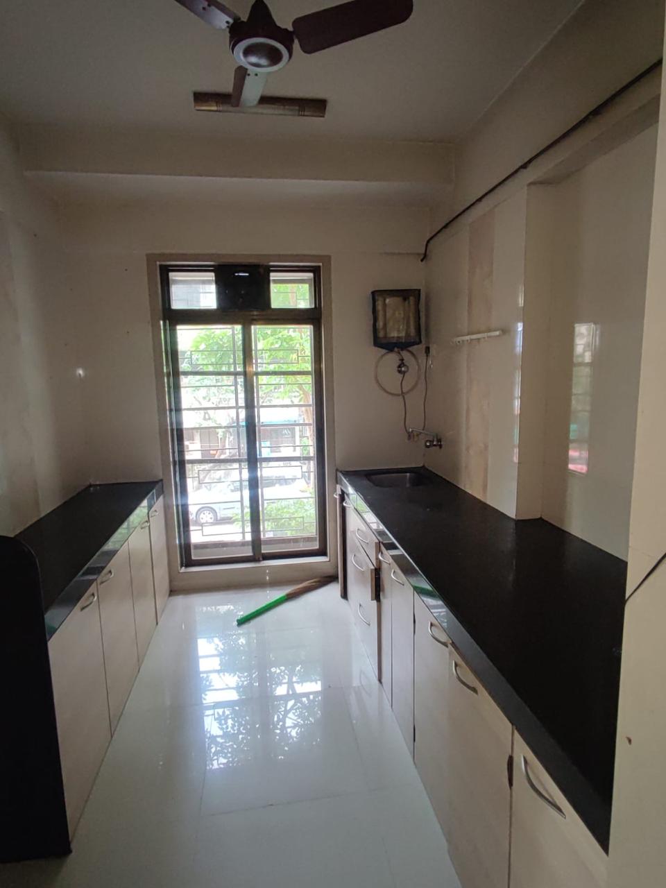 2 BHK Apartment For Rent in Sindhi Society Chembur Mumbai  7388717