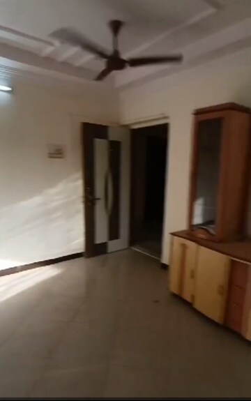 Room in 3 BHK Apartment at Rashmi Tanmay, Mira Road – for Sale
