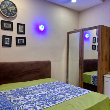 Bedroom in 3 BHK Apartment at Sector 75 – for Sale