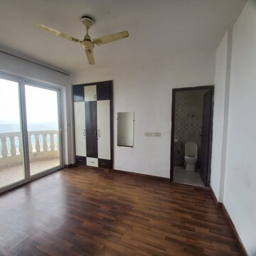 Room in 3 BHK Apartment at Ansal Royal Heritage, Sector 70 – for Sale