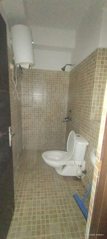 Bathroom in 3 BHK Apartment at Paras Tierea, Sector 137 – for Sale