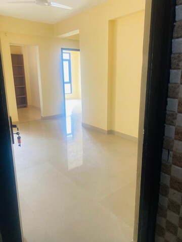 Room in 2 BHK Apartment at Breez Global Heights, Sohna Sector 33 – for Sale