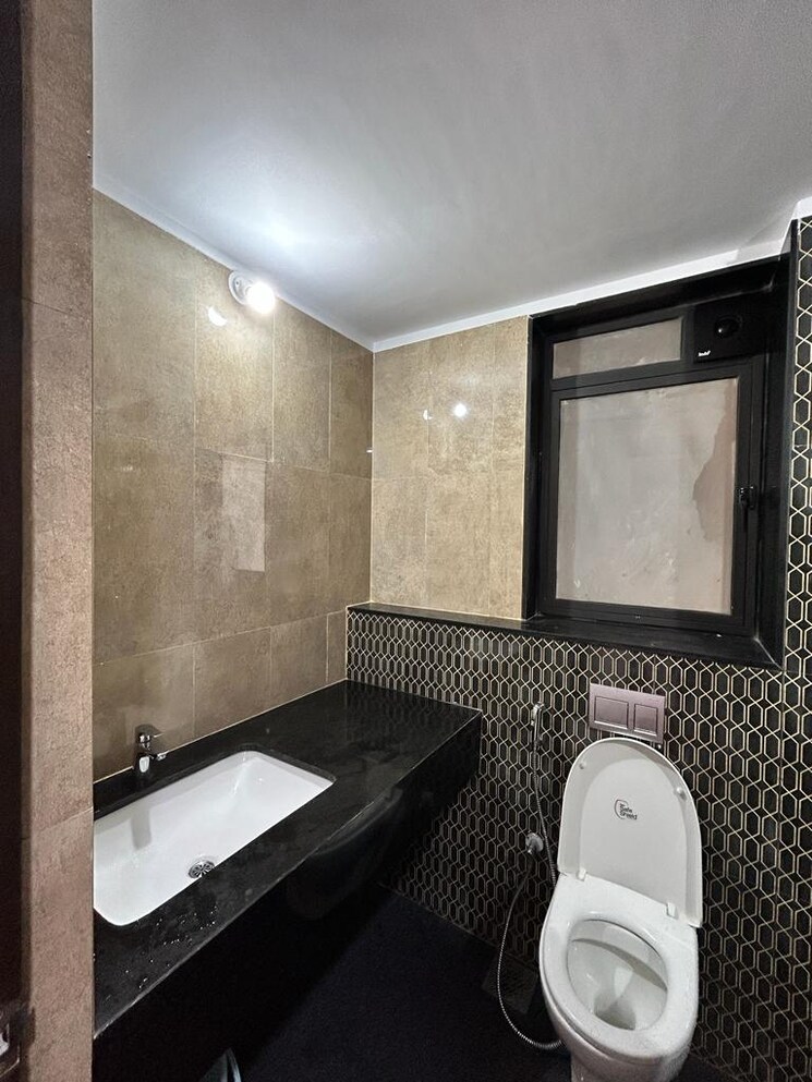 Bathroom, lodha-palava-downtown 3 Bedroom 1225 Sq.Ft. Apartment In Dombivli East Thane 7389302