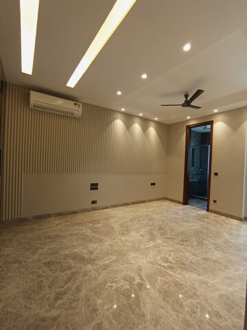 2 BHK Builder Floor For Sale in Lajpat Nagar