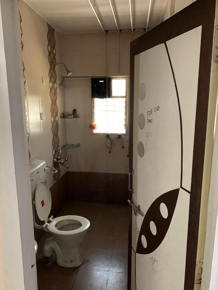 Bathroom, vinayak-apartment-bavdhan 3 Bedroom 1550 Sq.Ft. Apartment In Bavdhan Pune 7389673