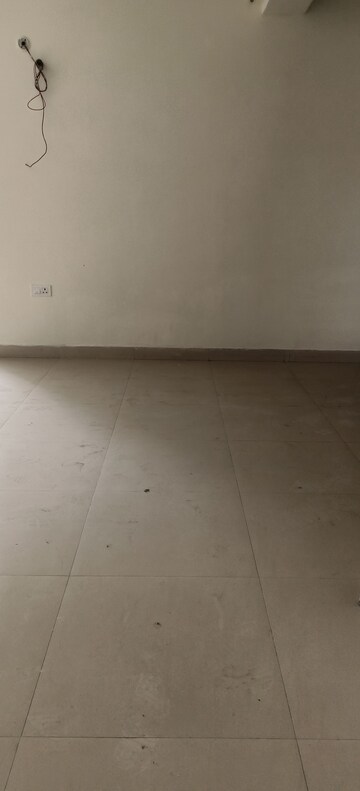 Room in 3 BHK Apartment at Ansal API Santushti Enclave, Sushant Golf City – for Sale