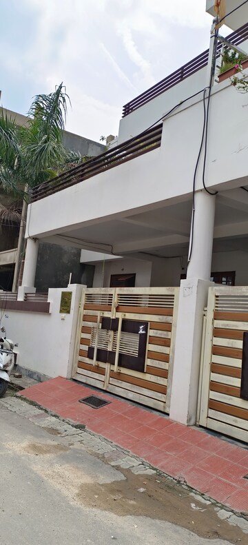  Plot – Exterior View View at Gomti Nagar - for Sale