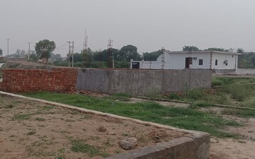 Plot For Sale in Bhopani Village