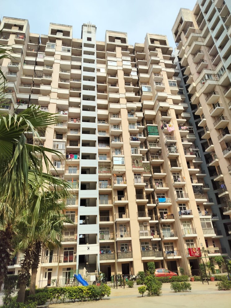 Exterior View, ace-platinum 2 Bedroom 1050 Sq.Ft. Apartment In Zeta I Greater Noida Greater Noida 7389955