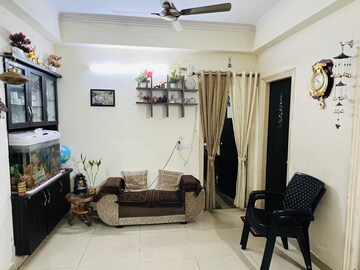 Master Bedroom in 4 BHK Villa at Panchsheel Villas, Sector 16 Greater Noida – for Sale