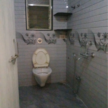Bathroom in 1 BHK Builder Floor at Chinchwad – for Rent