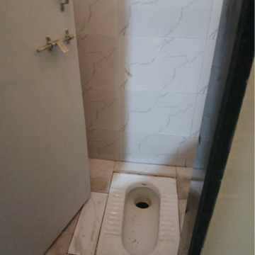 Bathroom in 1 BHK Builder Floor at Chinchwad – for Rent