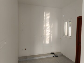 Room in 2.5 BHK Apartment at EIPL Corner Stone, Gandipet – for Sale
