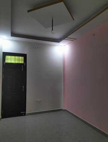 Room in 2 BHK Independent House at Gomti Nagar – for Sale