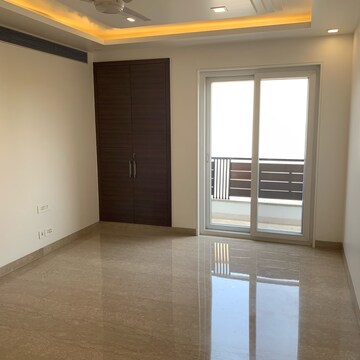 Room in 5 BHK Builder Floor at Shanti Niketan – for Sale