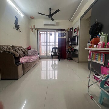 1 BHK Apartment For Sale in Parsik Nagar