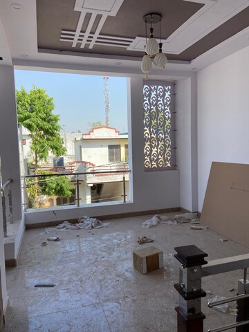 Bedroom in 4 BHK Independent House at Jankipuram – for Sale