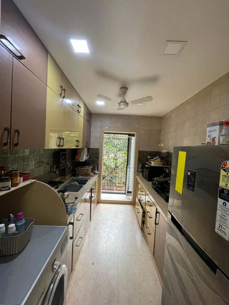 Kitchen, golden-rock 2 Bedroom 1000 Sq.Ft. Apartment In Bandra West Mumbai 7392193