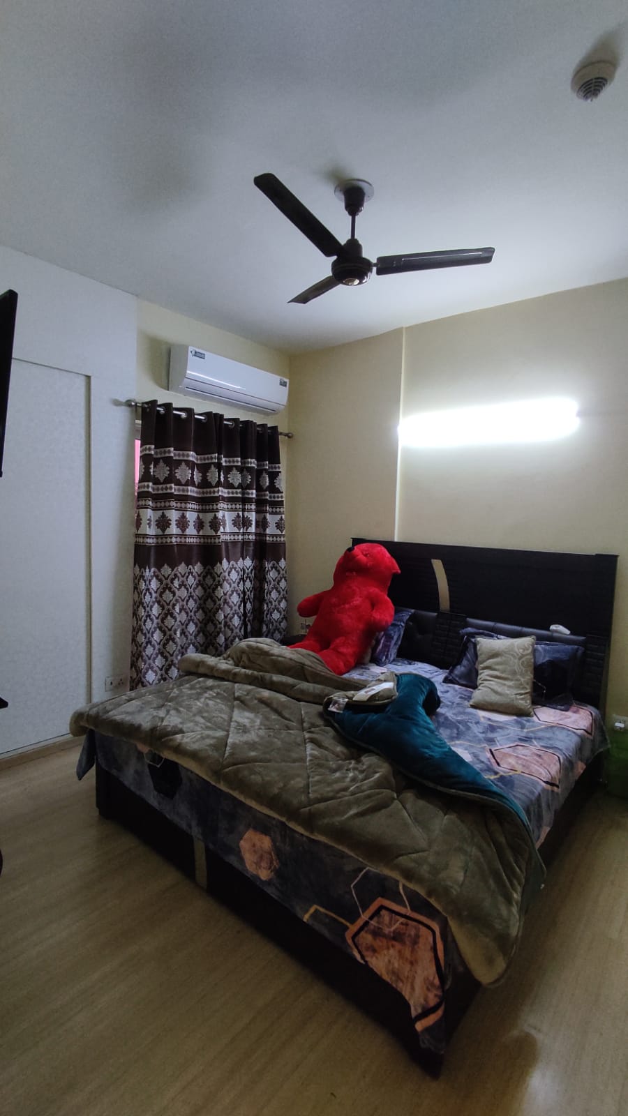 3 BHK Apartment For Rent in DLF Capital Greens Phase I And II Moti Nagar Delhi  7392494