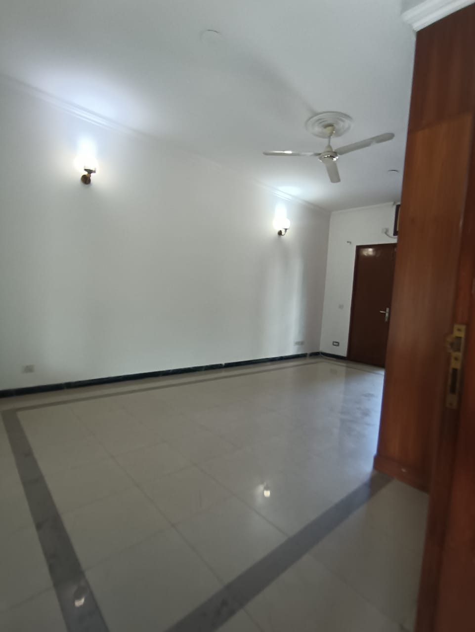 1 BHK Builder Floor For Rent in Model Colony Pune  7392572