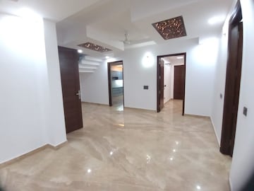 Room in 6+ BHK Independent House at Sector 41 – for Sale