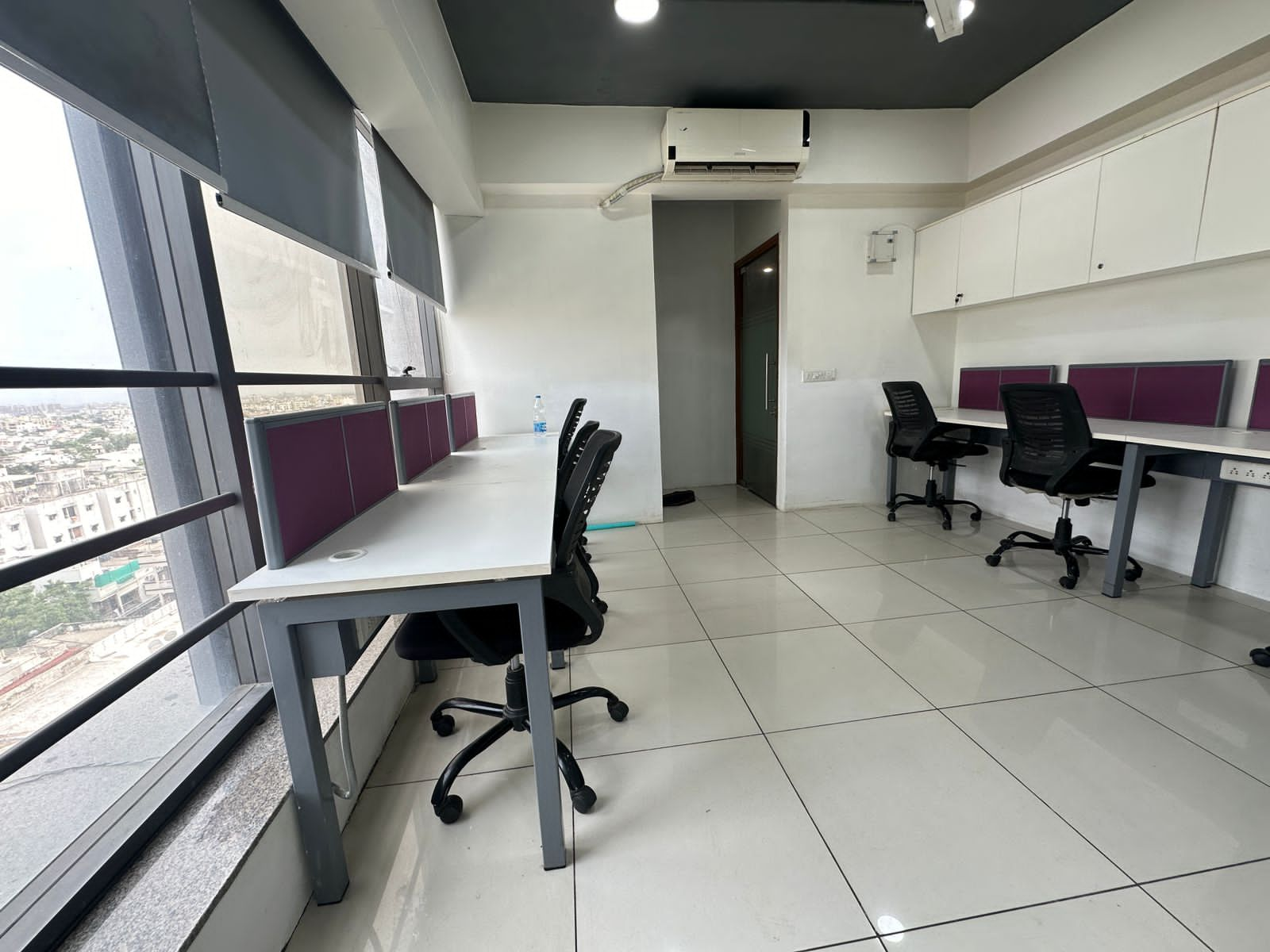 Commercial Office Space 500 Sq.Ft. For Rent in Prahlad Nagar Ahmedabad  7392781